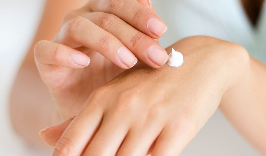 The links between sun exposure and premature ageing. Protect yourself against UVA & UVB rays.